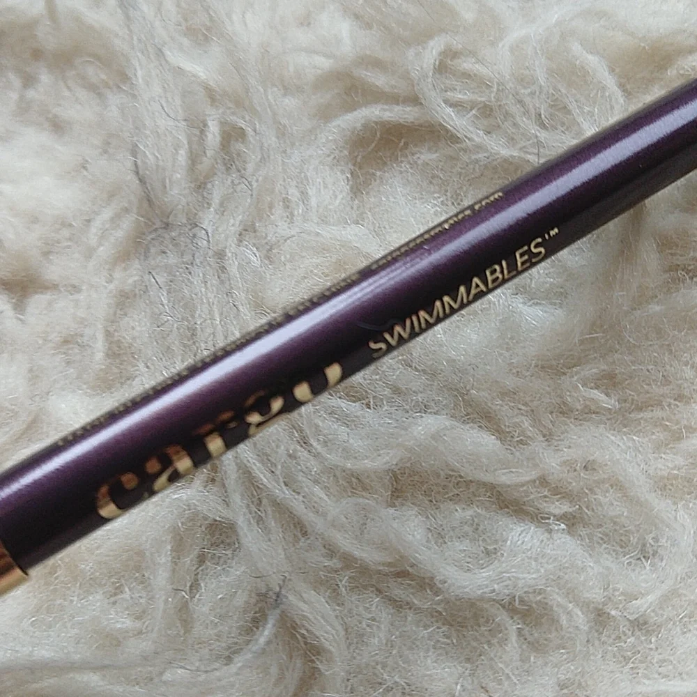 RealHer Eye am Resilient Metallic Eyeliner & Cargo Swimmables Eyeliner Pencil